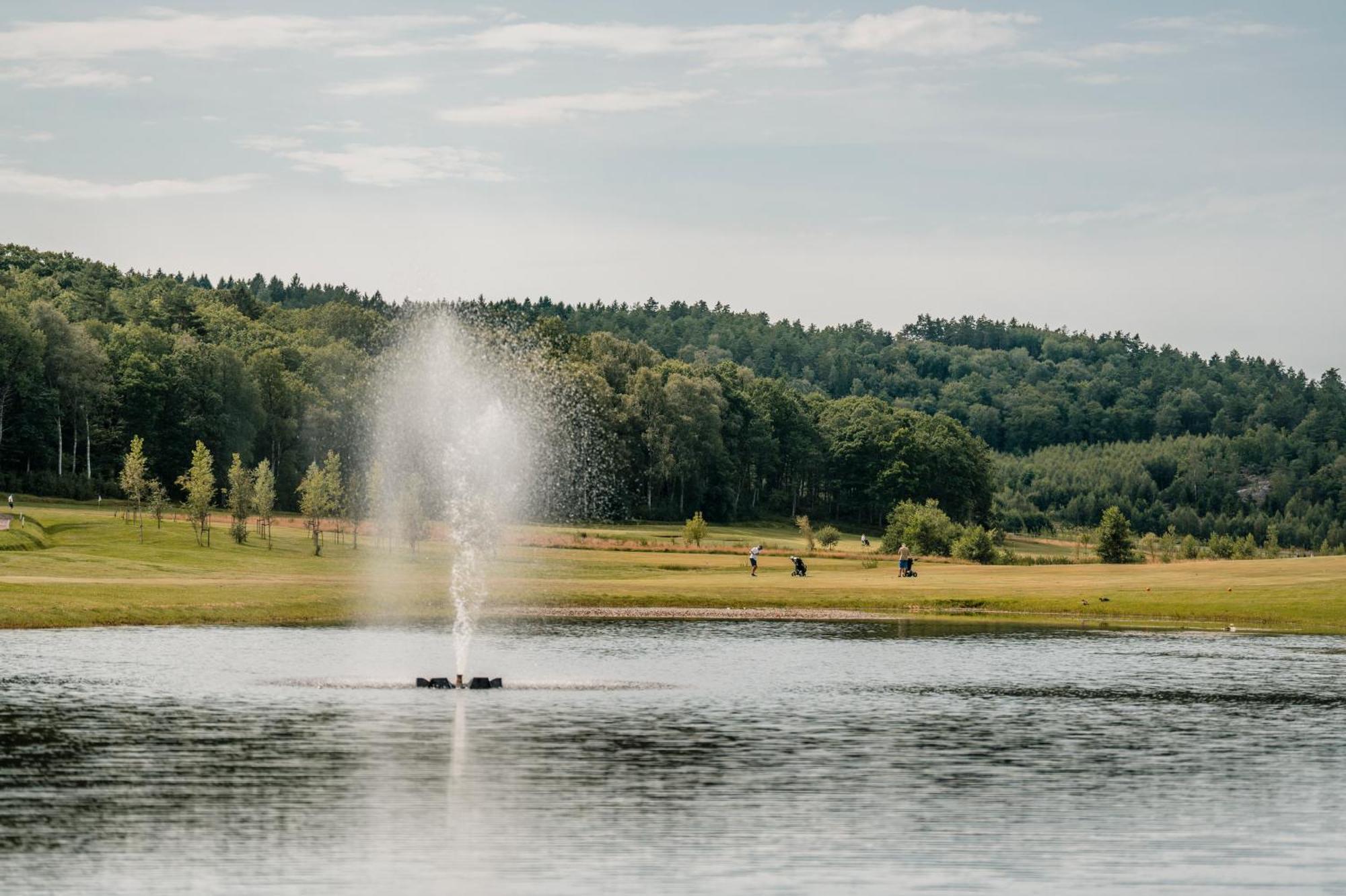 Хостел Holma Stangenaes Golf Brastad Экстерьер фото